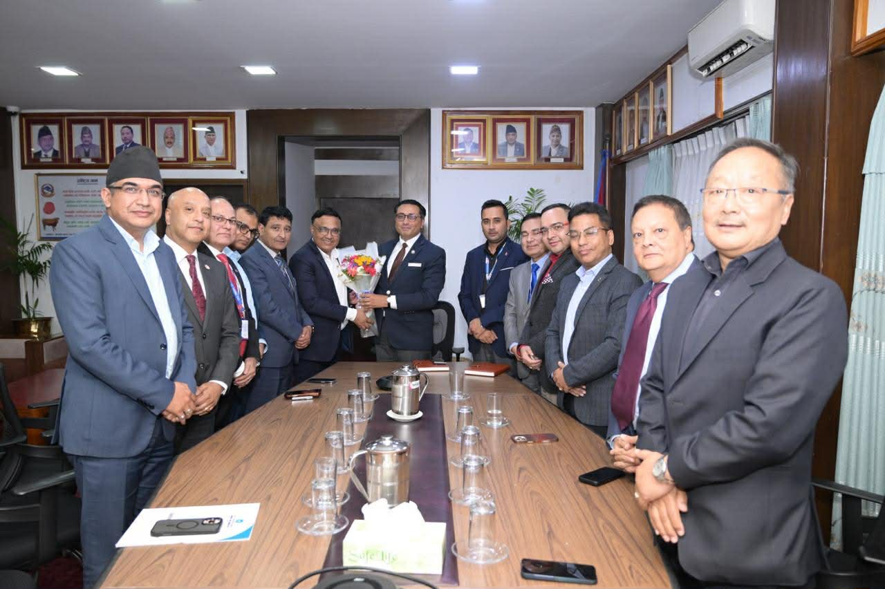 बैंकर्स संघ र अर्थमन्त्रीबीच छलफल, समस्या सहजीकरण गर्न बैंकरहरुको माग